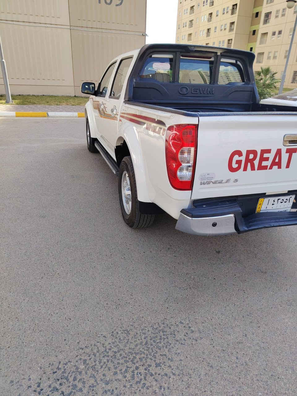 📞 رقم التواصل: ***********
🚘 للبيع كريت وول 2022

✅ الموديل: 2022
✅ المحرك: 2400 سي سي – 4 سلندر
✅ ناقل الحركة: عادي
✅ اللون: أبيض
✅ الممشى: 131,000 كم
✅ رقم التسجيل: الديوانية

المواصفات:

* مقاعد جلد
* شاشة عرض
* بلوتوث
* حساسات أمامية وخلفية

حالة السيارة:
السيارة بحالة جيدة جداً ونظيفة للغاية، مكفول كير ومحرك، ولا يوجد أي عيب في البدي أو الشاصي. بحالة الوكالة من الداخل والخارج، وخالية من الخدوش، وجاهزة للاستخدام مباشرة دون الحاجة لأي مصروف.

📍 الموقع: بغداد

💰 السعر: 120 ورقة (قابل للتفاوض بالمعقول)

📞 للجادين فقط، التواصل على الخاص أو الاتصال المباشر.

