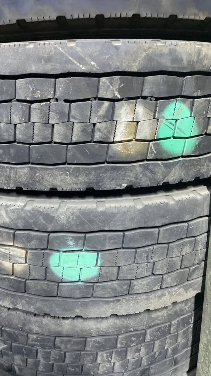 وصول حاوية تايرات يابانية كل القياسات كنتر هينو اتيكو مكاني مجمع مشن بغداد يوجد توصيل 🚚 #هينو #كنتر #كناتر #اتيكو 
***********
