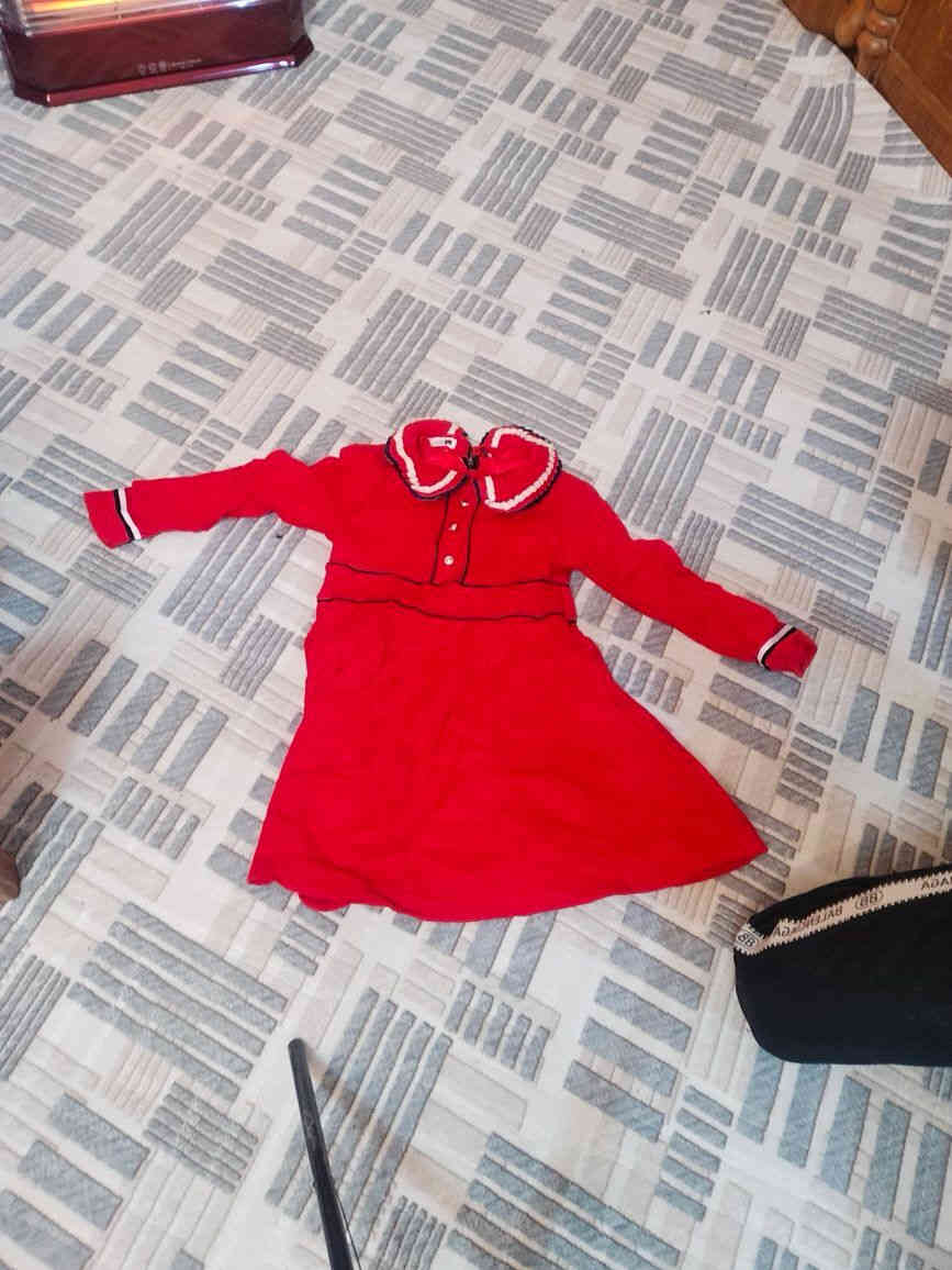 سلام عليكم تم فتح ملابس اوربيه وكوتات نسائيه واطفال لاستفسار ع رقم *********** العنوان رفاعي حي العمال بيت ابو انور المختار
