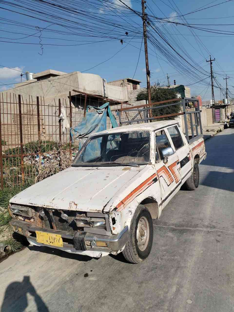 بيكم شغال كامل كير محرك بودي نضيف بي كاربون  والكشر موضح بالصور سعر مناسب 12 ورقه
مكان جانب الايمن ***********+***********
