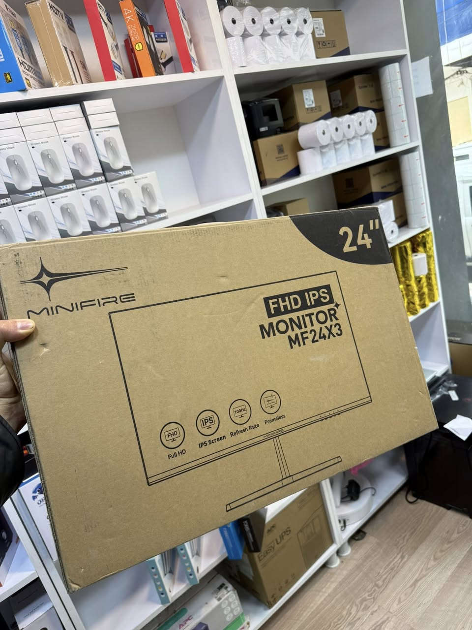 🔥🔥 عرض نار ما يتكرر 🔥🔥
شاشة MINIFIRE 24 إنش
🖥️ دقة FHD صورة صافية 100%
⚡ 75Hz أداء سريع وسلس
🎨 IPS ألوان خرافية من أي زاوية

🎁 ومعها هدية جاهزة:
كيبورد جيمينج + ماوس جيمينج 💥

💣 عرض كامل بسعر منافس جداً
138الف وتوصيل مجاني لكل محافظات العراق
👌 مناسب للجيمينج والشغل اليومي

⏳ الكمية محدودة!
📩 احجز هلق قبل ما تخلص
جملة ومفرد متوفر 
***********
