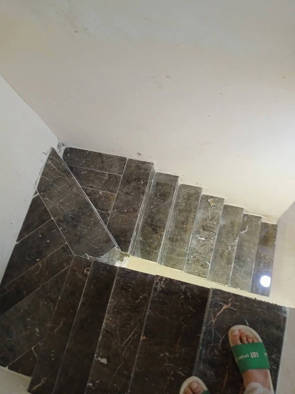 الهم صلي على محمد وآل محمد
خلفه سيراميك جداري ارضيات بايت درج
*********** وتساب
