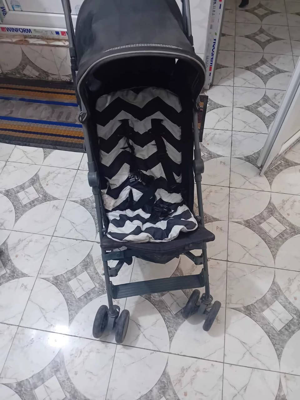 عربانة طفل نضيفة للبيع من عمر سنة ل٣ سنوات للتواصل***********واتس اب أيضا
