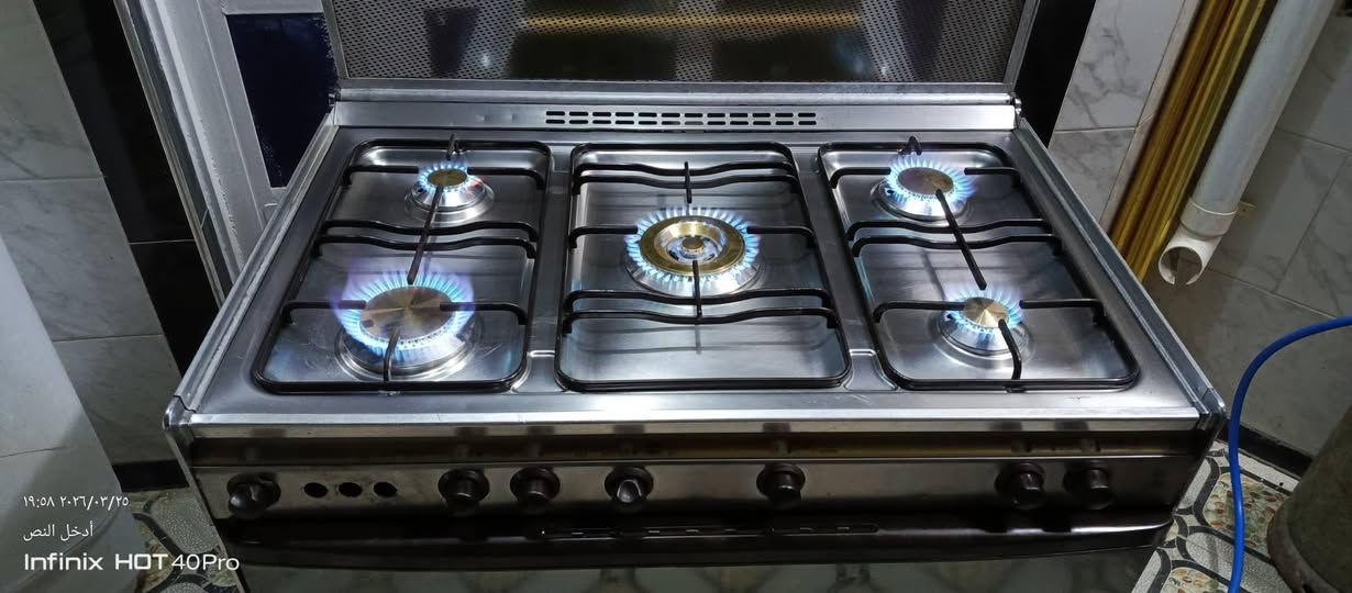 السلام عليكم طباخ كريازي مصري الاصلي  شرط نار 🔥 زرقاء سعره مناسب


**إذا كنت صاحب هذا الإعلان وتريد حذفه لأي سبب، رجاءا أرسل رسالة إلى الدعم الفني**