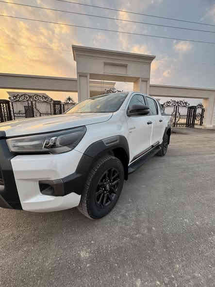 تويوتا هايلوكس 2024 ادفنتشر ماشية 38 الف كيلو متر 
رقم اربيل 
6 سلندر
المواصفات
بصمة
.شاشه 
.اربع كاميرات وحساسات
.اشاير مري 
.تحكم مري 
.4 جام اوتو 
.كشافات ضبابيه
.زينون اشاير لد 
.تحكم ستيرن
.تبريد خلفي 
سونار السيارة موجود ضمن الصور 
السعر 400 وبيها مجال 
للاستفسار ***********
العنوان واسط- الصويرة
