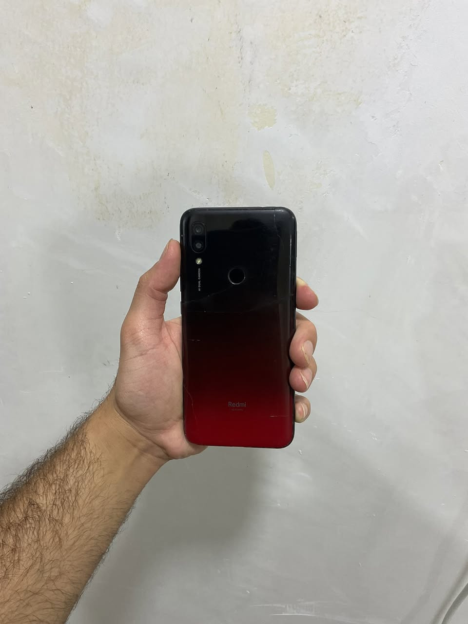 لبيع موبايل ريدمي مستعمل الذاكره 64 فقط الظهر بي فطر بسيط السعر 65 مكاني بغداد حي الامين الثانيه ***********
