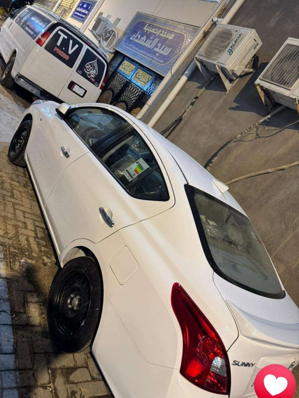 نيسان صني 2025  هندية بليته زركة كفاله عامه 0km
بعدهة ما صادره وكاله تحكم ستيرن شاشه زيرو 
للستفسار ***********.
