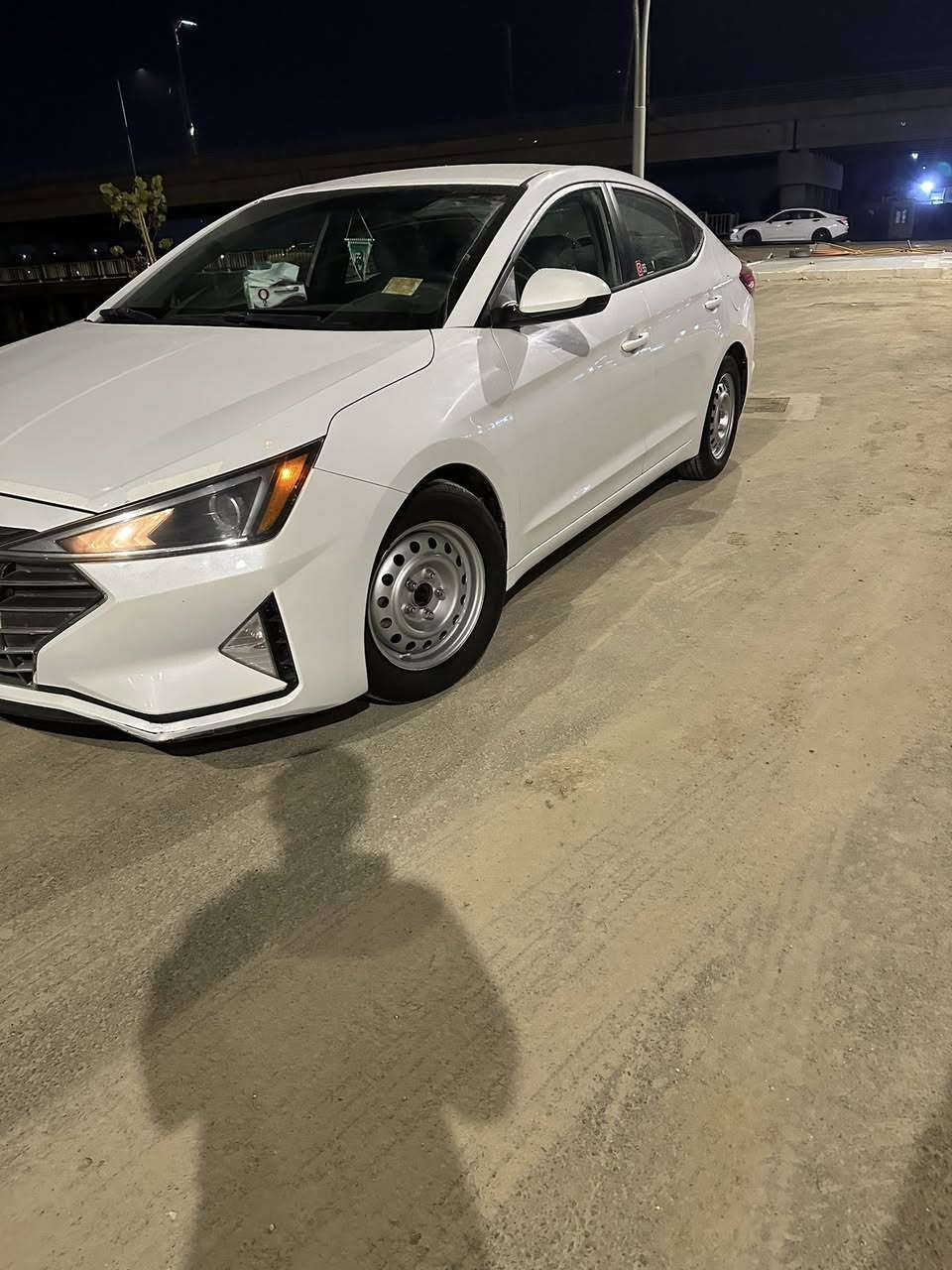 سلام عليكم النترا 19مريكي مكينه 2000دوش ماشيه 90رقم ذي قار حراه مداور ثاني يوم مابيهه حادث السياره تغرير بيهه بارد بلجاملغ الخلفي مواصفات دواره تحكمات نقطة عمياء رادار عند الاجتياز
بريك تلقائي عند الاقتراب مانع انزلاق مثبت سرعة تبريد بيانو حساس امامي وهواي بعد بيها مواصفات السعر 138وبيهه مجال 
بيع او مراوس للاستفسار اكثر واتس اب واتصال***********
