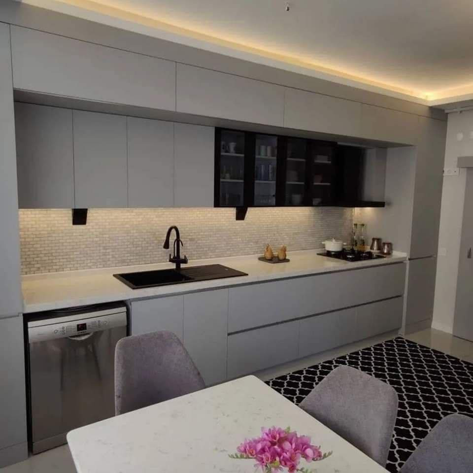 مطابخ سان كروب 🍽️

يسرّنا نقدم لكم إمكانية الشراء بنظام التقسيط عبر منصة مصرف الرافدين
خاص بجميع الموظفين الموطّنين رواتبهم على مصرف الرافدين فقط

🔹 أنظمة التقسيط المتوفرة:
▪️ قسط 10 أشهر
▪️ قسط 18 شهر

بأقساط مريحة وسهلة

✨ مطابخ تجمع بين الحداثة والفخامة
ألواح داكنة راقية، تفاصيل أنيقة،
أسطح كوارتز عالية التحمل مع حلول تخزين ذكية
تصميم عصري يلبّي الذوق العملي والفخم بنفس الوقت.

#تصميم_وتنفيذ
كادر معرض سان كروب
للمطابخ التركية والديكور

📍 زورونا على العنوان:
بغداد – الشعب – حي البساتين
مدخل شارع الشيخ أحمد الوائلي

📲 للتواصل والاستفسار:
📞 *********** (واتساب فقط)
📞 *********** (اتصال)
