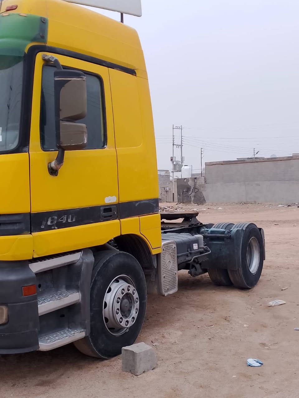 اكتروز موديل 2002رقم بصره انكليزي مكفوله كير ومكينه وشاصي سنويه 30 بسمي مكان بصره   ***********
