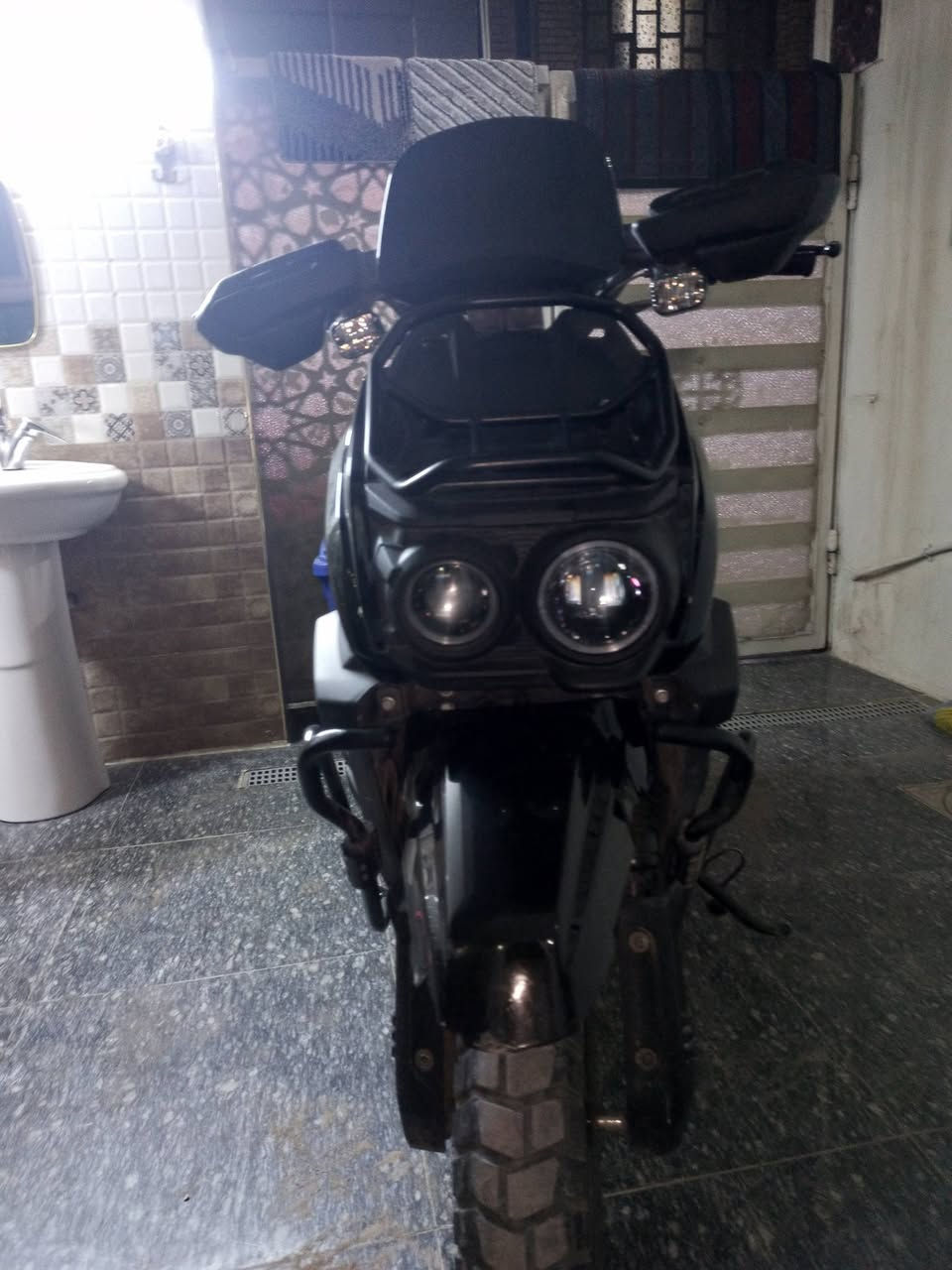 سلام عليكم اباجي ملف 3000سته باتري مصطره جاهزه من كل شي كهربائياتهه كلهه شغله السعر 950عنواني بغداد زعفرانيه رقم الهاتف ***********
