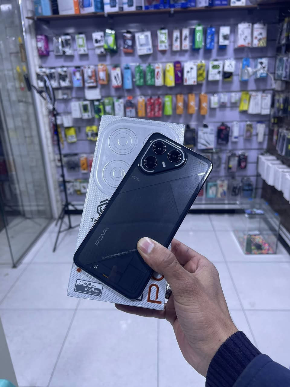 أجهزة مستخدمة 

ملحقاته كامله 
نضافه عاليه 
للبيع والمراوس 
أسعار مناسبة 

العنوان كربلاء 
مركز أبل ستور للموبايل 
حي الحر قرب مأكولات فلافل سعد 
مجاور مستوصف حي الحر 
للتواصل 
***********

‏‭0781 081 5506‬
