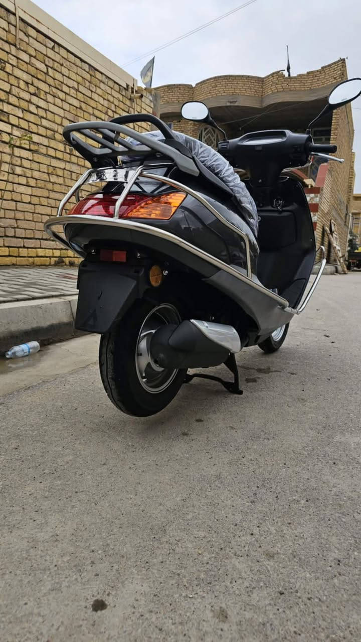 سلام عليكم للبيع سبيسي ماليزي زيرو موديل 25 كفاله عامه صالها كم يوم  من طالعه من معرض دراجه جديدة زيرو بعدها جديده بل جيس ماماشيه 
اي استفسار خاص او  اتصل على رقم  
*********** 
*********** 
مكاني كوت الفلاحيه
