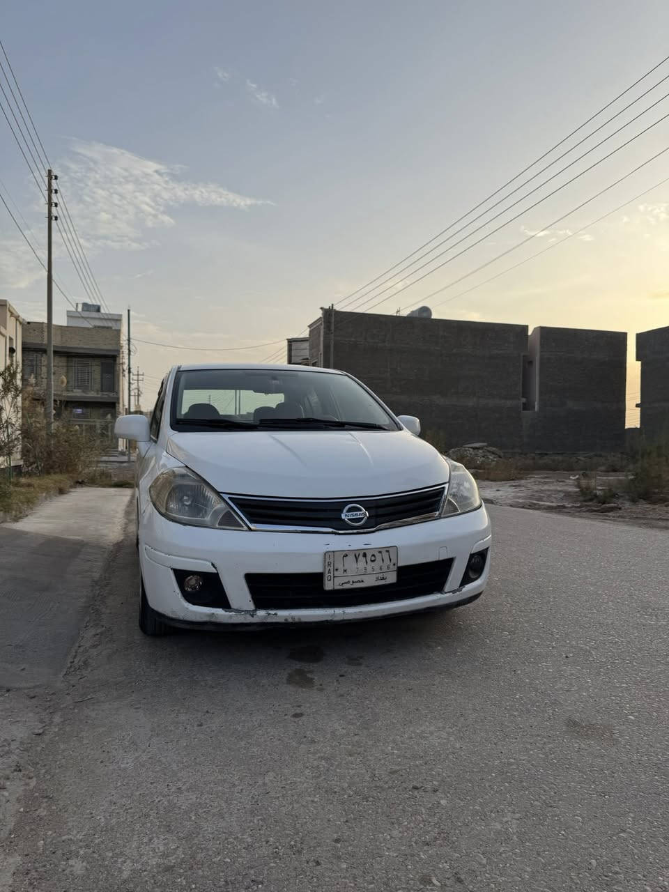 سلام عليكم
نيسان تيدا 2012 
بيها صبغ اقل الاحزام بس نكول احزام 
سياره مكفوله من كير من محرك من ضربه 
تخم تاير جديد صدر جديد دبلات جديده  سياره مال بيت 
محركها 1800 مرغوب 
سعرها 85 وبيها مجال 
للتواصل هاذا رقمي ***********
