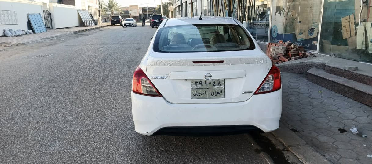 السلام عليكم نيسان صني للبيع منضومه غاز +بانزين جاهزه كير محرك تبريد تدفئه  تخم تاير تخم ويل عادي حداديه ادامه كامله بيهه رشات صبغ وبارد ابيع صبغ حزام موديل 2016 رقم اربيل انسه الصرف السعر 88 للاستفسار ***********
