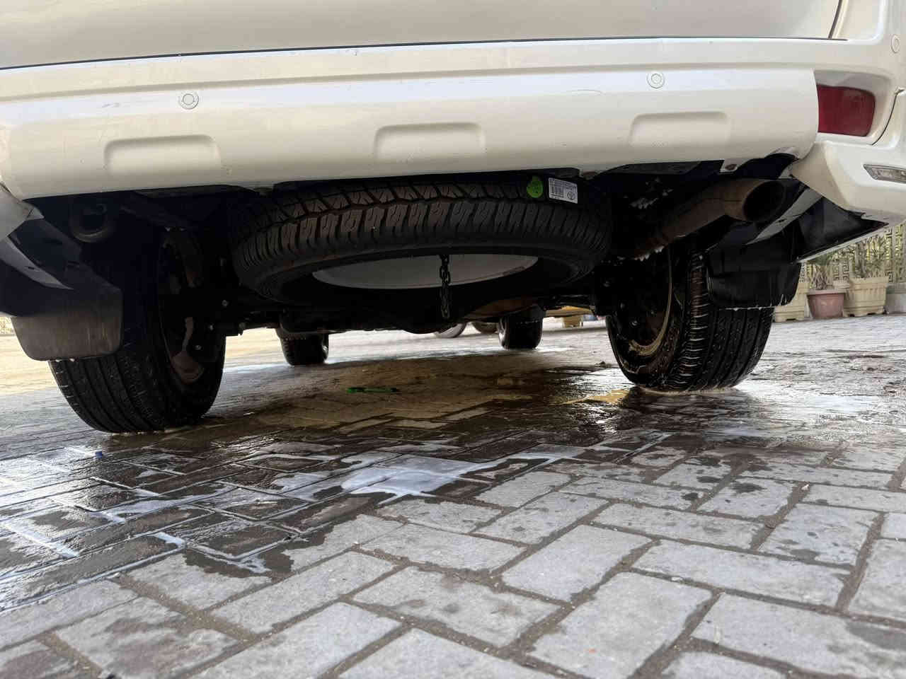 اسلام عليكم برادو البيع مديل 2013سياره مكفوله كفاله عامه معروفه مواصفاته تبريد تلث قطع سبعه راكب فور ويل مرايات شفط زاد اشاير با مري ثلاجه زراك امامي لايت زنون عالي ول ناصي مكينه وكير ول حداديه برقي ما مفتوح بيه سياره جديده معنه الكلمه مكينه ٤ سلندر ٢٧٠٠ السعر 245  وبيه مجال مكاني بغداد الحبيبيه ***********
