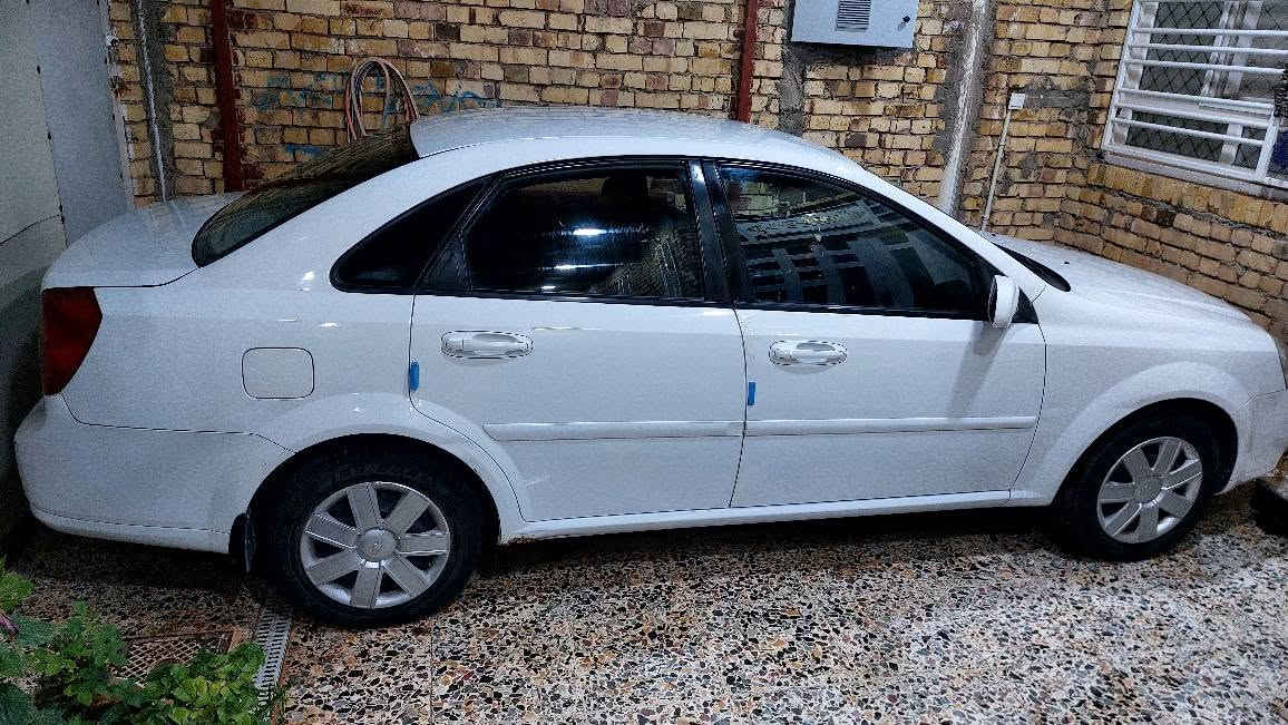 اوبترا موديل ٢٠١١ شركة عامة ماشية ١٦٨ 
كير . محرك . تبريد . حداديه .كهربائات كلها بحالة جيدة جدا . السيارة على وضع الشركة. 
فقط جاملغ خلفي صبغ والسونار مع الصور السعر ٧٨ مع المجال قليل .
للتواصل *********** دهل اوران, واسط
