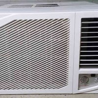 مكيف 2 طن • مستخدم شهرين • حصوه حي عداي