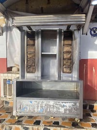 شوايه كص للبيع  مع كامل ملحقاتها شيش وصياني  سعرها 450  نظافه 85‎%‎ ال...