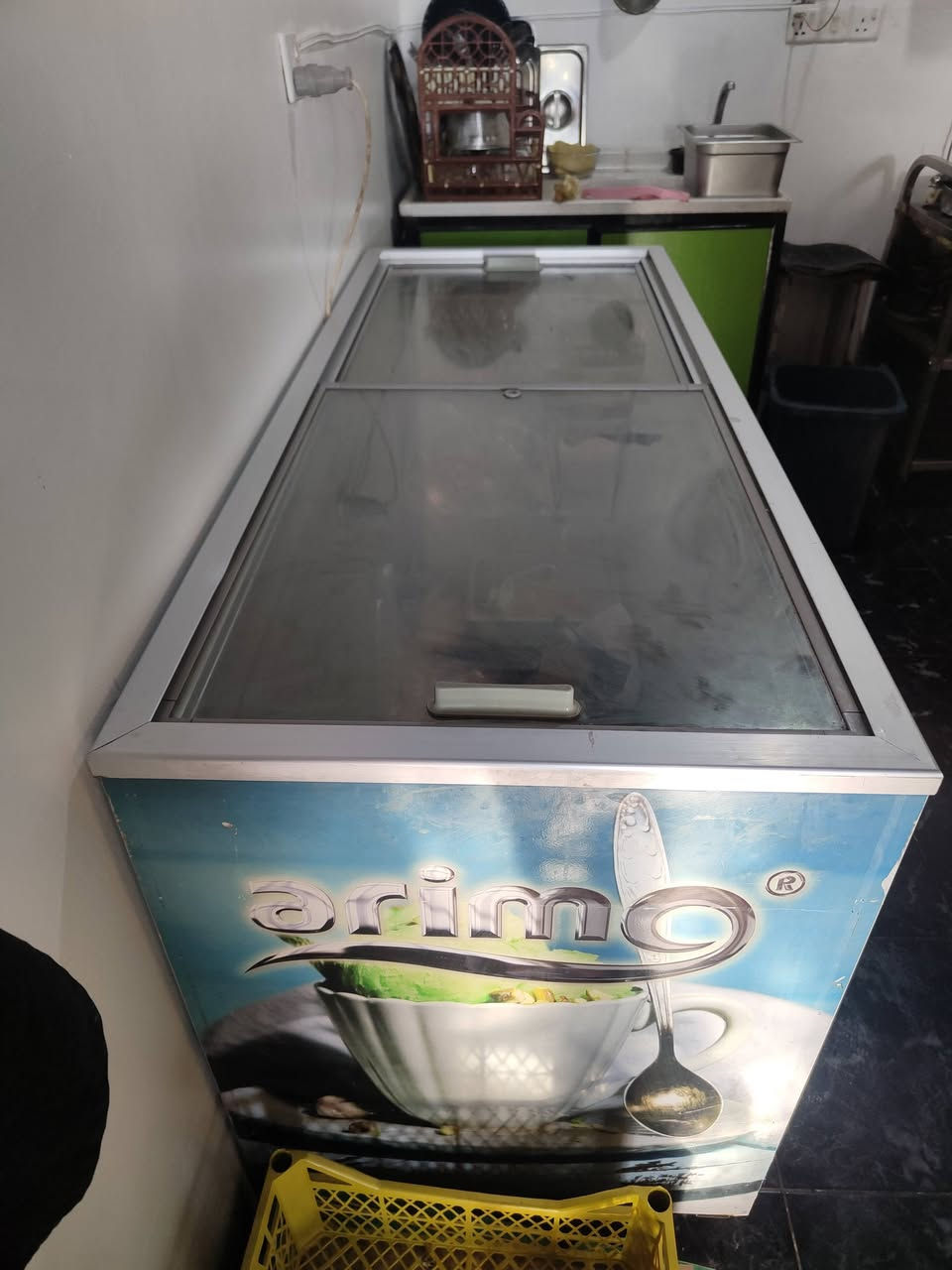 عارضة بطحية للبيع
نظيفة تجميد قوي ماطور بحالة ممتازة 
للتواصل عبر الخاص او الرقم ***********
