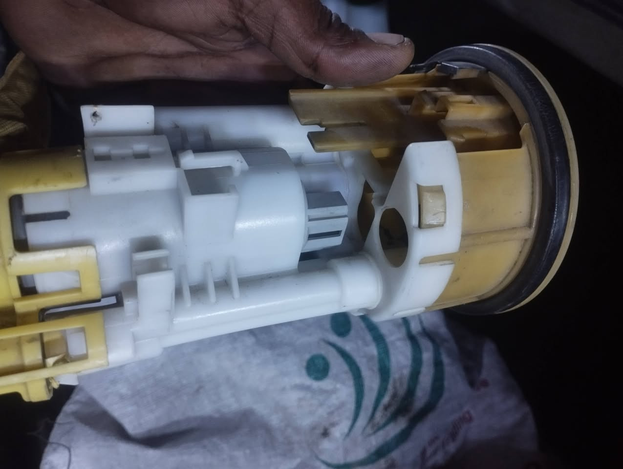 قطع غيار كامري شرط الشغل والضمان للاستفسار والحجز مراسله الصفحه


**إذا كنت صاحب هذا الإعلان وتريد حذفه لأي سبب، رجاءا أرسل رسالة إلى الدعم الفني**