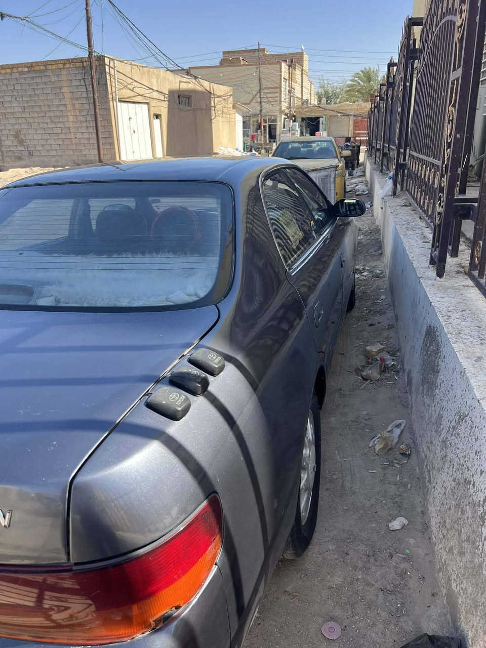 السلام عليكم  شيزر نفخ محرك 2500 ديلكو مكفوله كص ونقل جثه واصوليات تخم تاير حداديه حلوه 70 بالميه رقم أنبار بسمي ثاني يوم اداورلك بسمك مشروع وطني بيها ضربه خفيفه بالجاملغ الامامي الأيمن مصبوغه عام جماليه فقط السعر 55 وبيها مجال الاستفسار أكثر اتصل ***********
