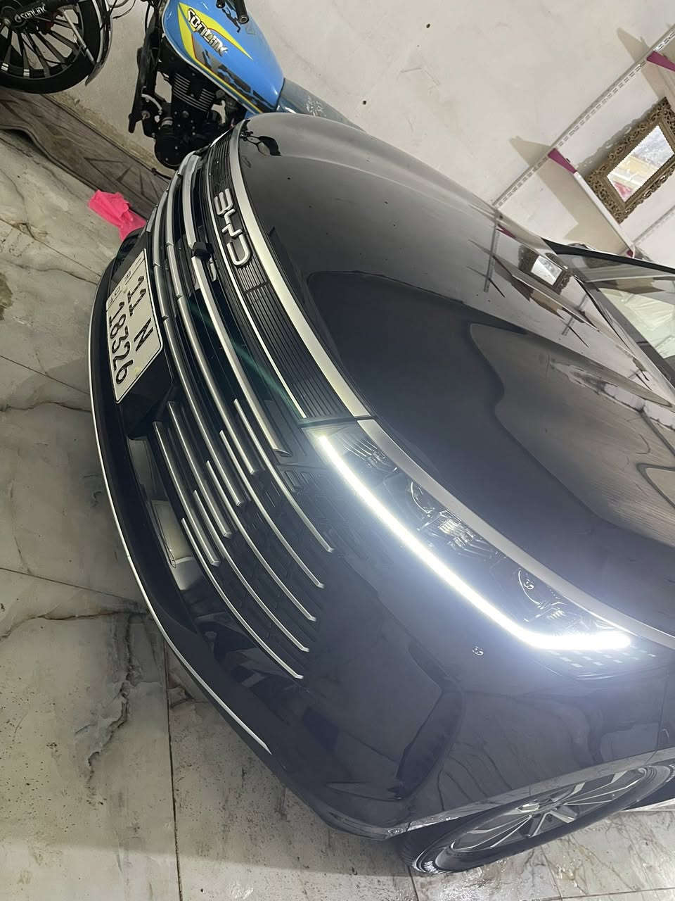 السلامً عليكم دستروير موديل 2025  داخل جلد ابيض ماشيه الف بعدها وضع شركه عارضها ب18 و700 زيرو جماعه الماشيه المعاجبه ليعلق رجاً لان معروف سعرها ***********.  *********** مكان بغداد
