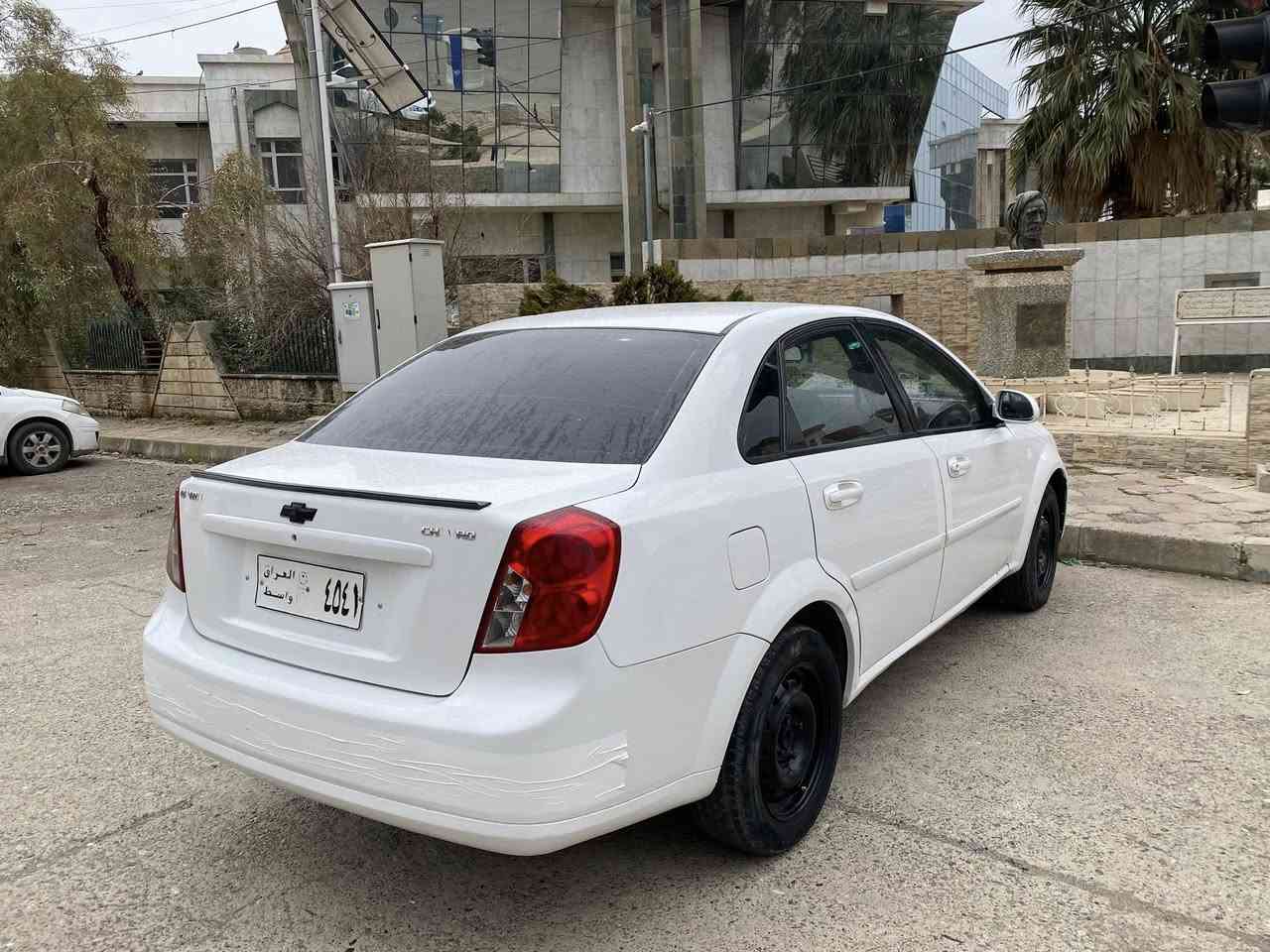 ئۆپترا مۆدیل 2005ئاڕم پلاستیک سلێمانی گێڕوو مەکینە بەشەرتی فیتەر پێشی لایسەکن جەپێکی هەیە خایسوو رزیوی نیە سەقفی وەک شوشەیە رەقەمەکانی ئەسڵی خۆیەتی
ژم***********ڤایبەر 
وەتسئەپی لەسەرە
