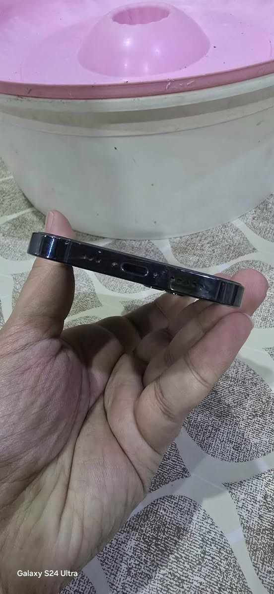 للبيع ايفون 12 برو
نظافة 100‎%‎ خالي من أي خلل
ذاكرة 256
مبدل شاشة اصلية من جهاز ثاني وليس تجارية
مبدل بطارية اصلية جديدة

السعر 300 الف


**إذا كنت صاحب هذا الإعلان وتريد حذفه لأي سبب، رجاءا أرسل رسالة إلى الدعم الفني**