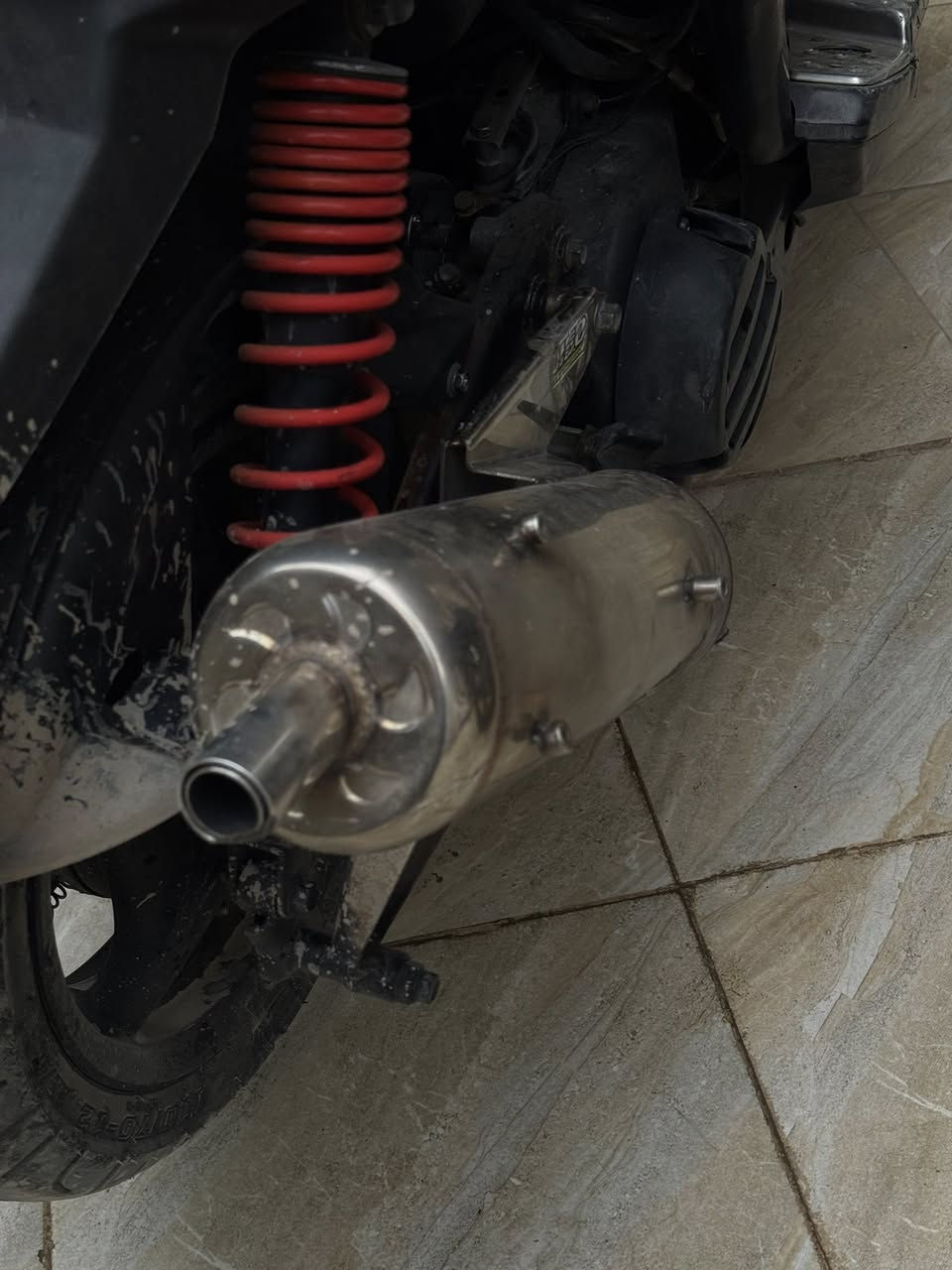 سكنس جبلي ابلاد ختم واحد ويه المكينه صرنصه صجميه اصلي  كهربائيات كلها شغاله كيلو متر كلشي اشاير اصليات خلفيه دراجه نكره اي وقت يعجبك مراوس او بيع مكاني بعقوبه يم فلكت الامين 
***********
