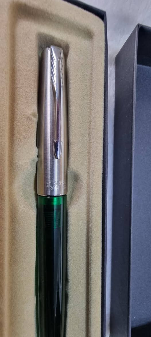 السلام عليكم قلم حبر جديد ابد ما مستخدم  سعر  65 الف


**إذا كنت صاحب هذا الإعلان وتريد حذفه لأي سبب، رجاءا أرسل رسالة إلى الدعم الفني**