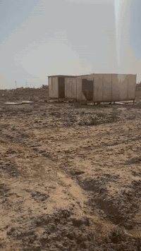 سلام عليكم ارض زراعي 3دونم للبيع الخنساء داخل الدوانم كرفانات للاستفسار الاتصال  ***********
