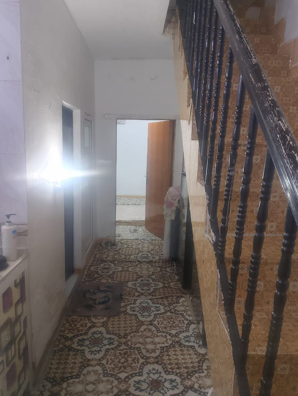 🏠 بيت سكني مميز
📐 المساحة: 100 متر طولي 
🏗 طابق ونصف
📜 طابو صرف 
📍 الموقع: حي العسكري – مقاطعة 56
🛣 شارع عريض 20 متر
⭐ موقع ممتاز
⭐ مناسب للسكن والاستثمار
⭐ خدمات متوفرة
💰 السعر مناسب اكتب تم يوصلك 
📞 للاستفسار والمعاينة يرجى التواصل
☎️ ***********
