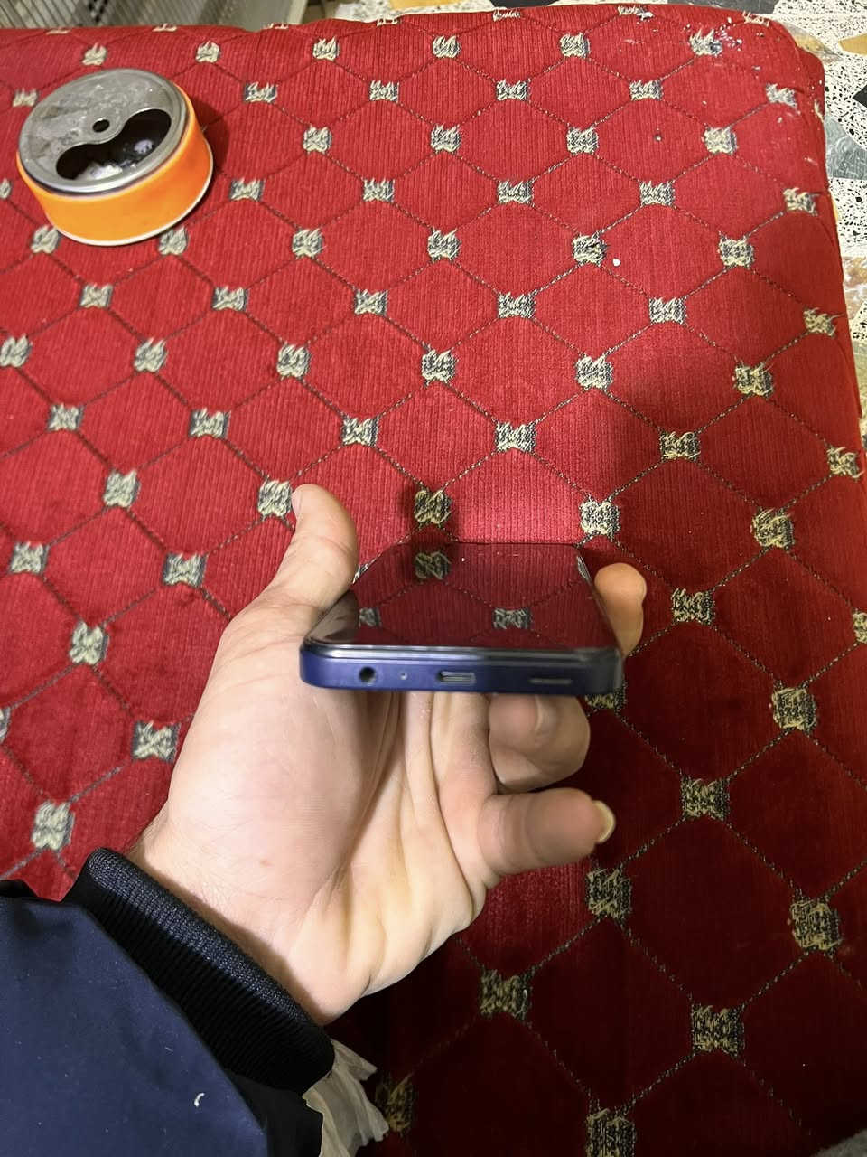 سلام عليكم A15 للبيع ذاكره128صارلي شهر من اخذته جهاز بعده جديد سعر 125 وبي مجال مكاني سلمان باك *********** بي وتساب
