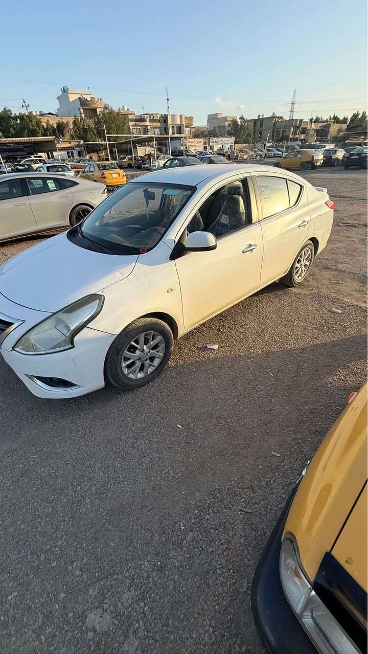 سني هندي 19 كير محرك تبريد تدفئة كفاله 

بدون حادث فقط بارد كم مكان 

رقم اربيل تحويل وكاله موجود 
شاشه 
اربعة جام كهرباء
قطعة تبريد ثانيه 

بغداد حي العامل 
*********** Colombo, Sri Lanka
