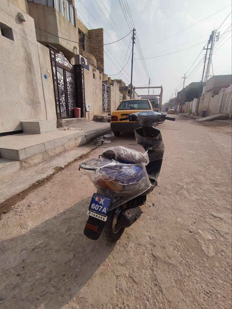 السلام عليكم
yamaha BJ (ام تسعه ، يوماها) للبيع
السعر ٢٥٠ 
اوراقها ضايعه ، اسويلك بيها عقد بيع وشراء ، الدراجه مفتوحه مره وحده قبل ٧ اشهر ، ومكفوله عشائرياً
مكاني حي الغدير قرب فلكة القاضي
رقمي متوفر واتساب - ***********
