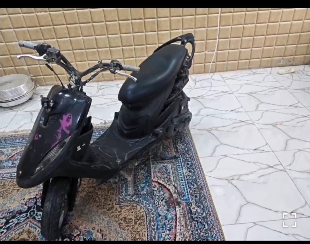 ماكس عدله حربية مكينه بلاديه ما مفتوحة المكينه نظيفة شلعتهة حلوة
بيهة يدات koso والدراجه( أوراق)
500وبيهة مجال


**إذا كنت صاحب هذا الإعلان وتريد حذفه لأي سبب، رجاءا أرسل رسالة إلى الدعم الفني**