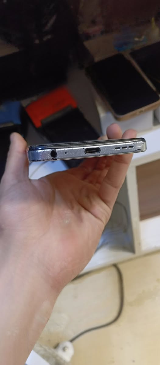 مبايل itel s23 ب 40 الف

ذاكرة 128
رام 8
شاشة 90 هرتز
اندرويد 12
كامرة 50 ميكابيكسل

شاشة مكسورة و شاصي مالتها تعبانة كما موضح بصورة

مكاني دهوك و توصيل موجود


**إذا كنت صاحب هذا الإعلان وتريد حذفه لأي سبب، رجاءا أرسل رسالة إلى الدعم الفني**