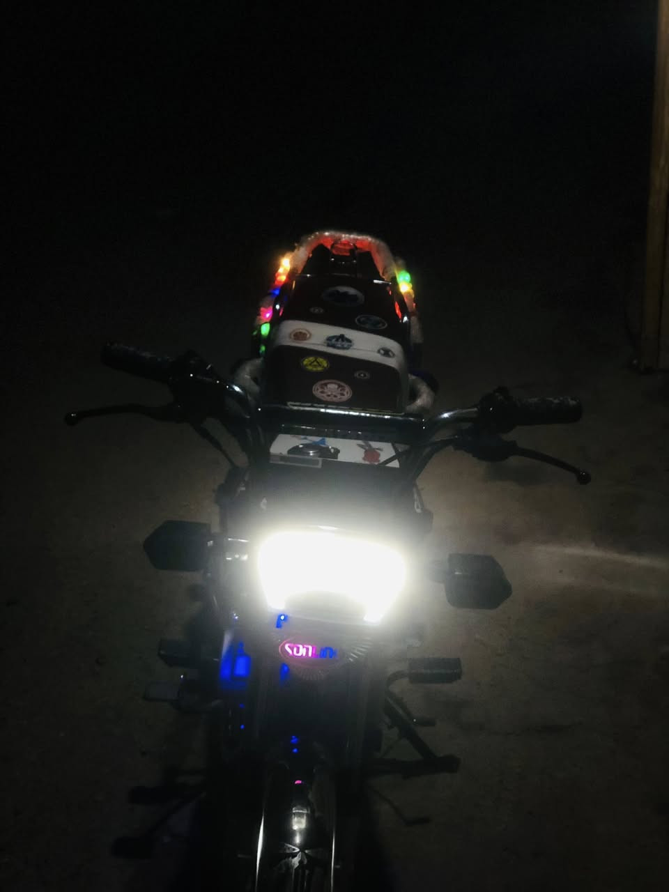 السلام عليكم 
دراجه تايكر موديل 2025 
كفاله عامه من التاير للتاير كفاله حته من الشخط 
الدراجه خير من الله شلعه تخبل مكينه ناعمهه 
صالنصه رياضي ربع الكهربائيات كفاله اي نقص مابي 
المكان (ديالى الخالص) المو شراي لا يكسر بحلال العالم السعر خاص  
الرقم / ***********
