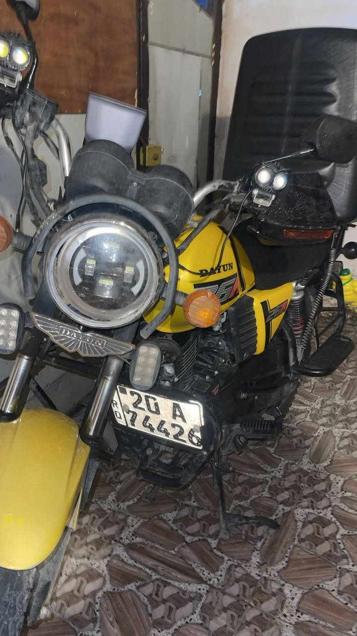 دايون موديل 2023 مرقم ديالى مشروع وطني شرط الدراجه لوك نضيفه محرك شرط الفحص ما مفتوح ترايك لبغداد دراجه حلوة وكاعدة عنوان كركوك شارع قدس رقمي ***********.  الشراي يخابر ويدلل السعر 2300 مليونين و300
