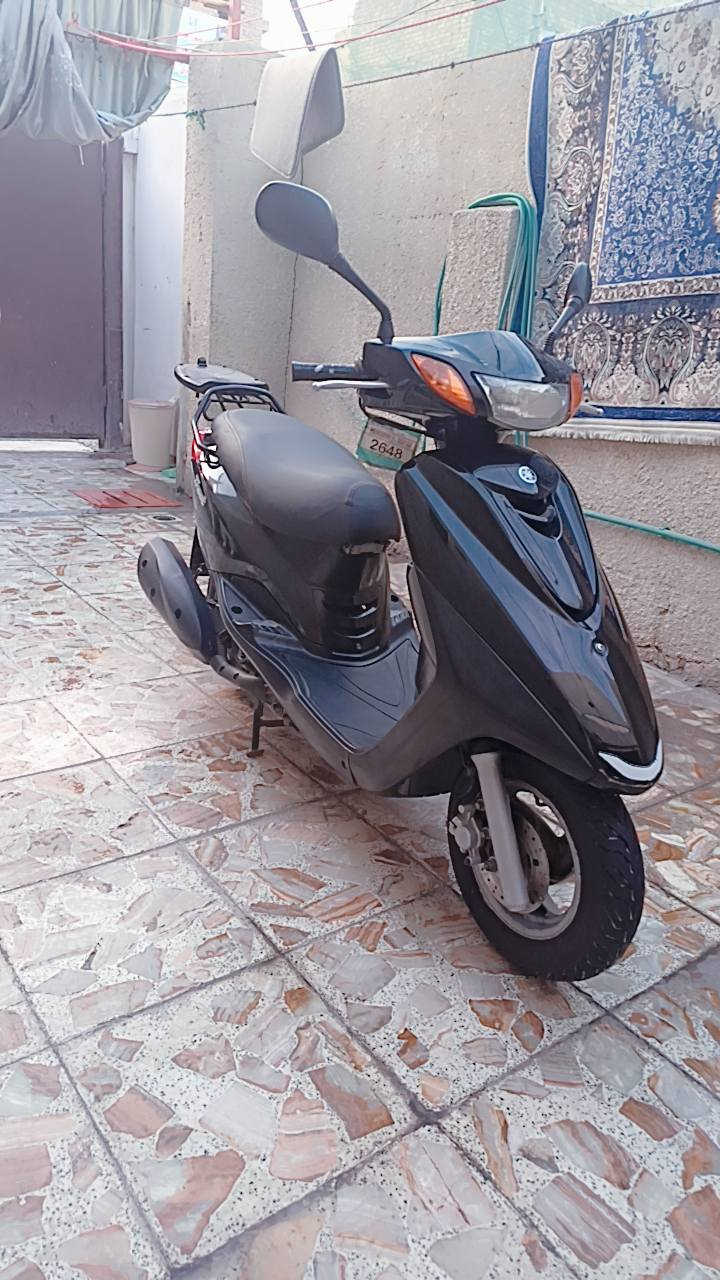 السلام عليكم شباب دراجه لكزز للبيع ماشيه 44 نضافه 100/100 المكان بغداد حي العامل الرقم ***********
