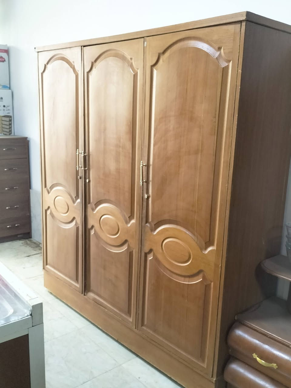 السلام عليكم كنتور صاج  3بوب نضيف حيل لوك للبيع سعر 85وبي مجال مكاني كركوك كوباني اتصال على الرقم ( *********** ) #معرض الياقوت للأثاث والمواد المنزلية
