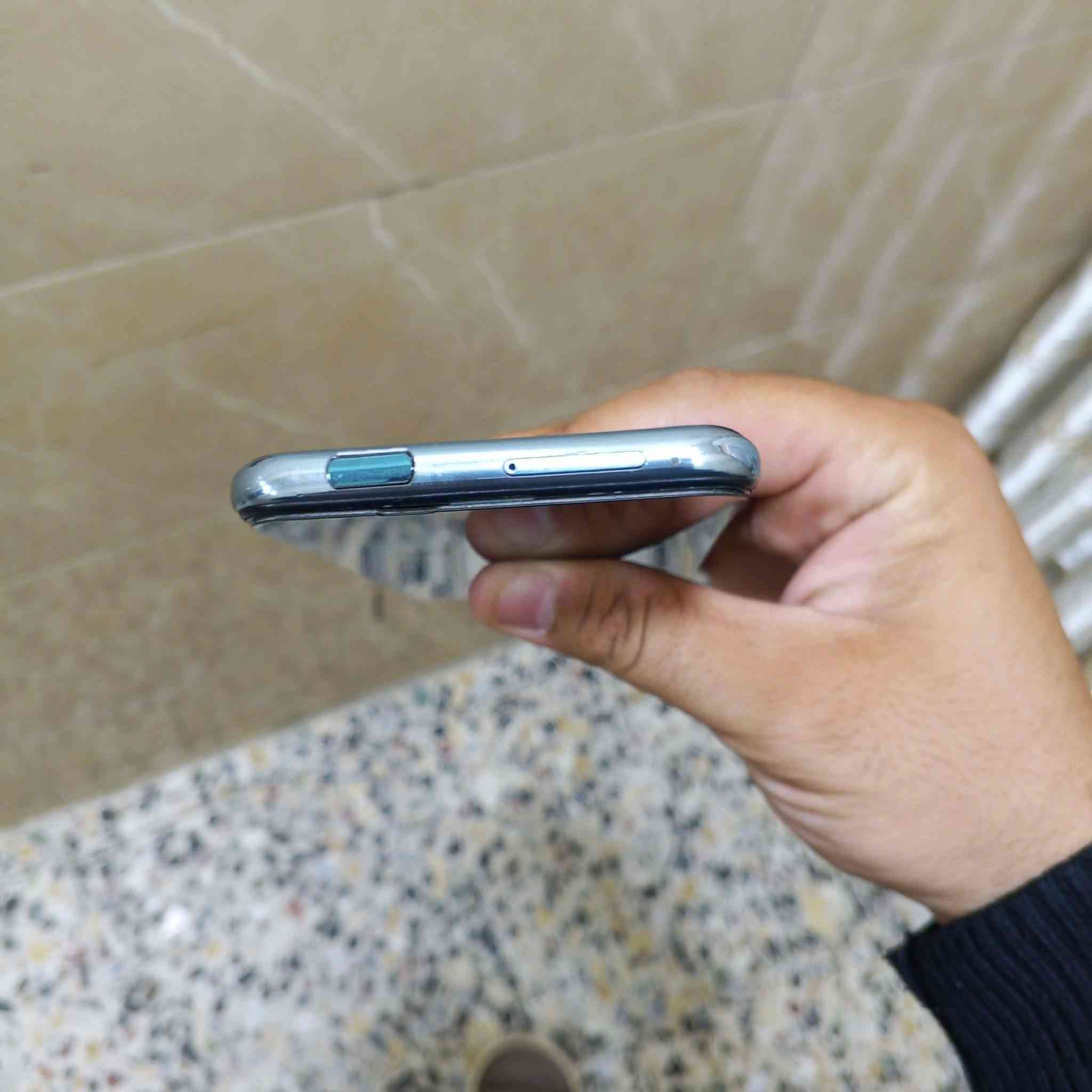 السلام عليكم تليفون هواوي واي 9برايم جهاز جديد من زلغ كامراته سيمكارته تكنيك كله شغال جهاز يخبل بطارية 5000 ذاكره 128 شاصي نضيف مكاني بغداد الدورة شارع ٦٠ الرقم*********** سعر 110وبي مجال
