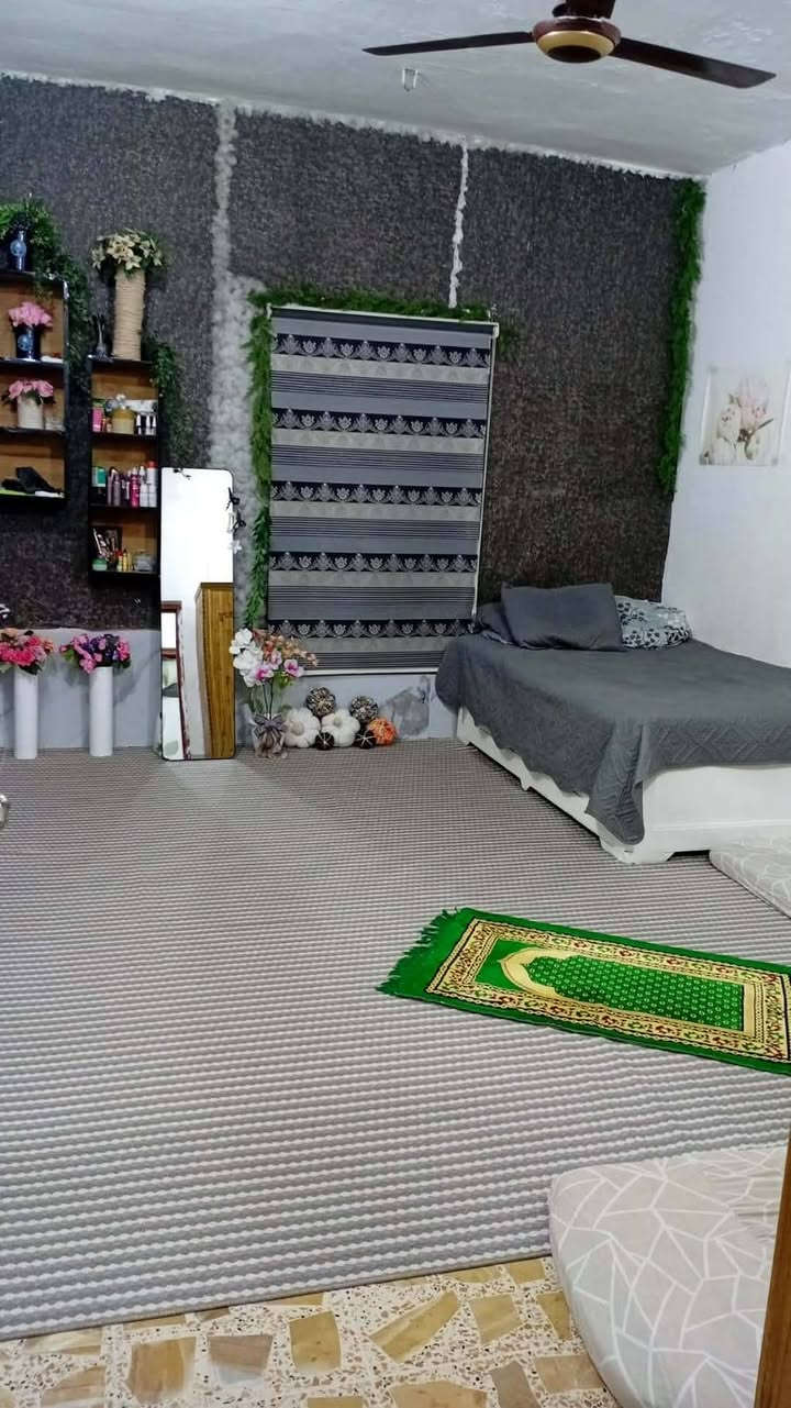 بسعر ٤٨ مليون دار المساحة ٢٠٠ متر طابو زراعي سند ٢٥ بناء جيد جدا الموقع اكسيرات شارع شلاكة للاستفسار الاتصال على الرقم *********** او مراجعة مكتب الديار شارع العلوة
