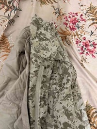 قميص XXL • جديد • مقاس M