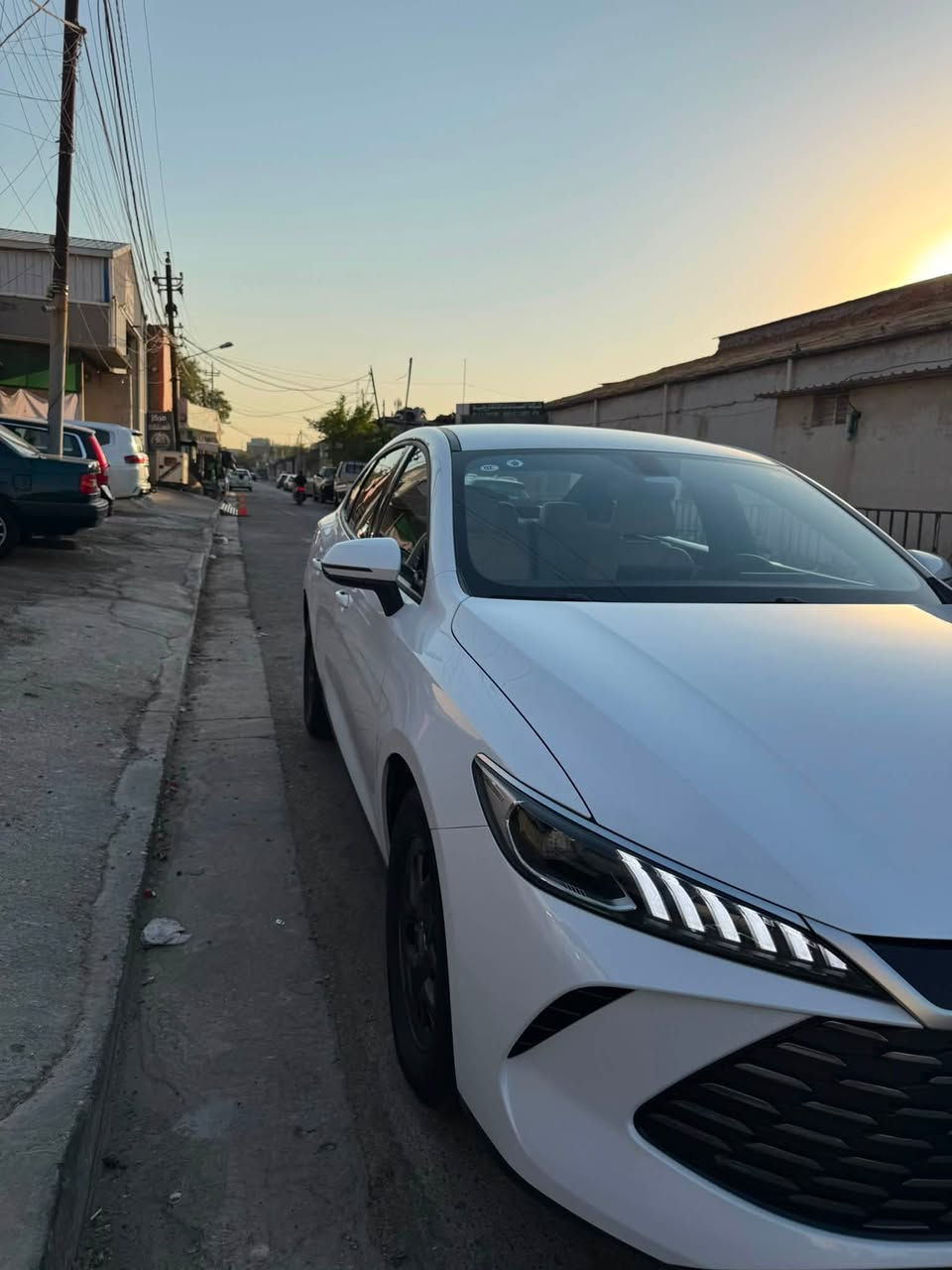 جن بلاص 25 داخل ابيض ماشيه 6000الف كفاله عامه رقم بغداد بسمي سعر 18500
***********

بغداد الدوره
