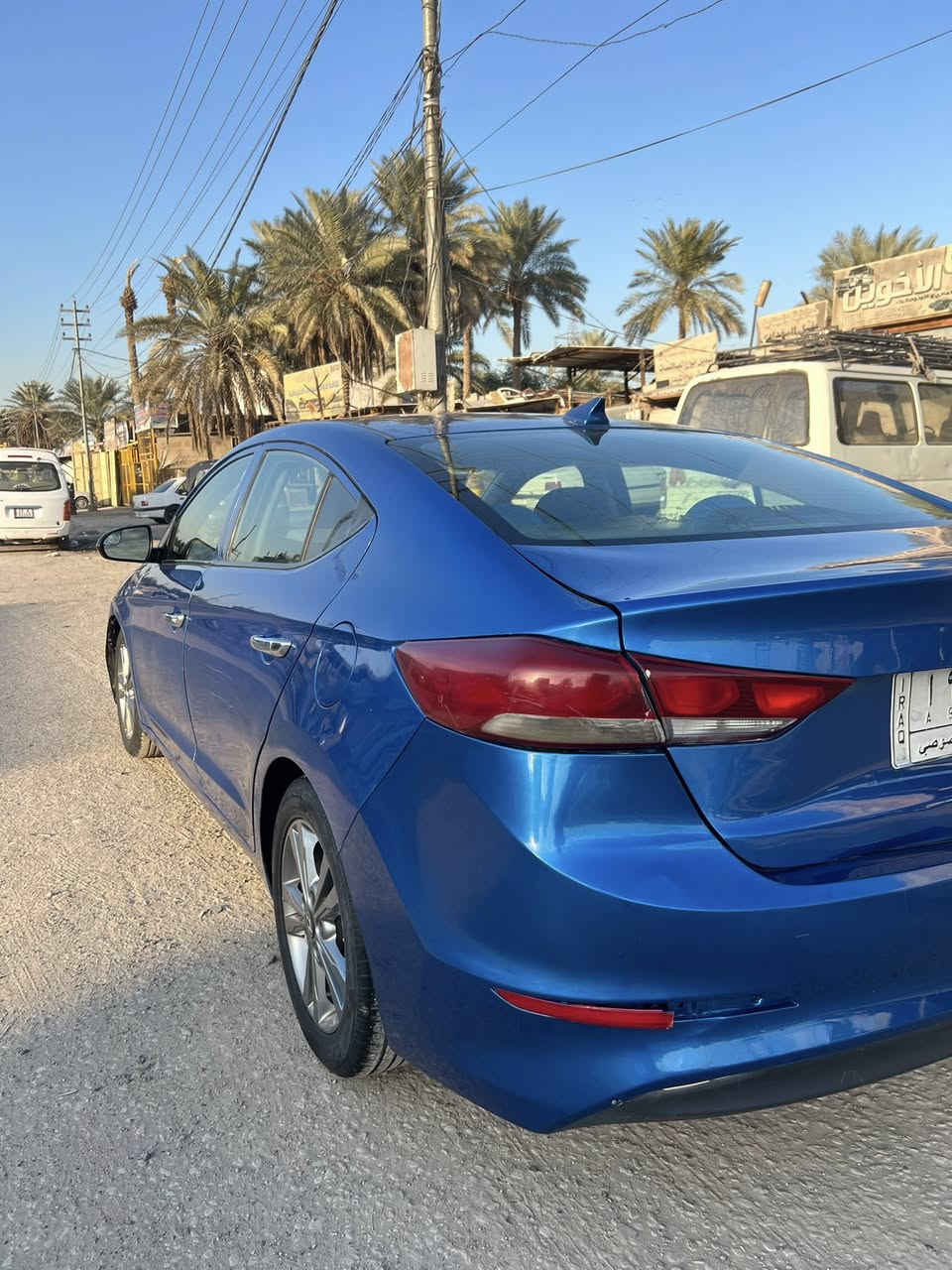 النتره موديل 17 وارد امريكي رقم بابل السياره كلهه ليبل واحد حته البنيد مصلح نفسه حادث امريكه هذا بيهه طخه زغيره بالعراق خمس اصابع  بالحوض قبق جنطه نفسهه بدون تبديل محرك كير حداديه تبريد تدفئه كلهه جاهزه ماشيه 80 مايل فقط   السياره مصبوغه عام اثر جراد شواصي تكم لغود كله مكفول بدون معجون تجي وتشوف بعينك  السعر 98 قفله مكان السياره بالنجف 
***********
