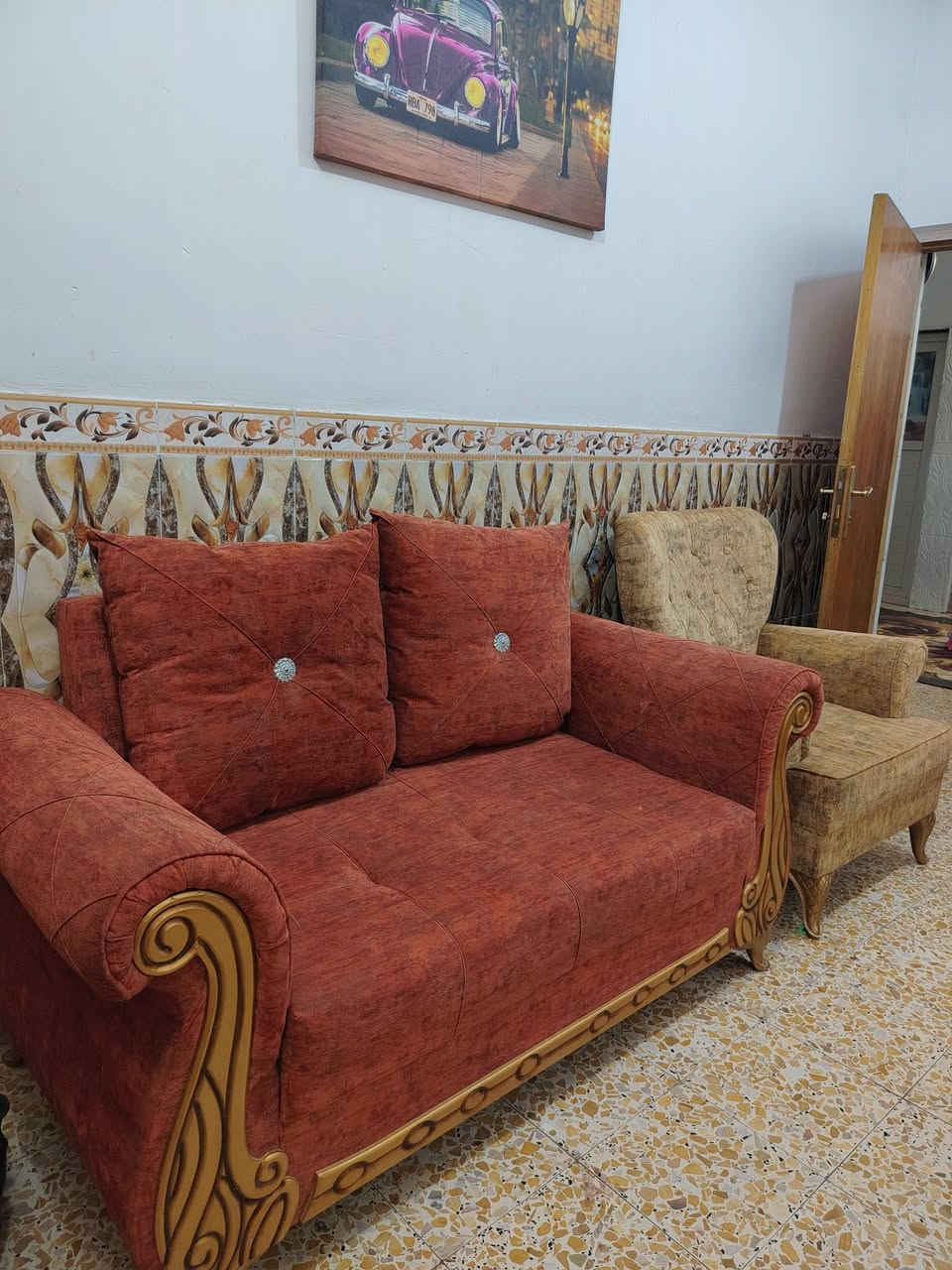 سلام عليكم تخم 3 كرويتات وكرسين سعر 450 استفسار ***********
