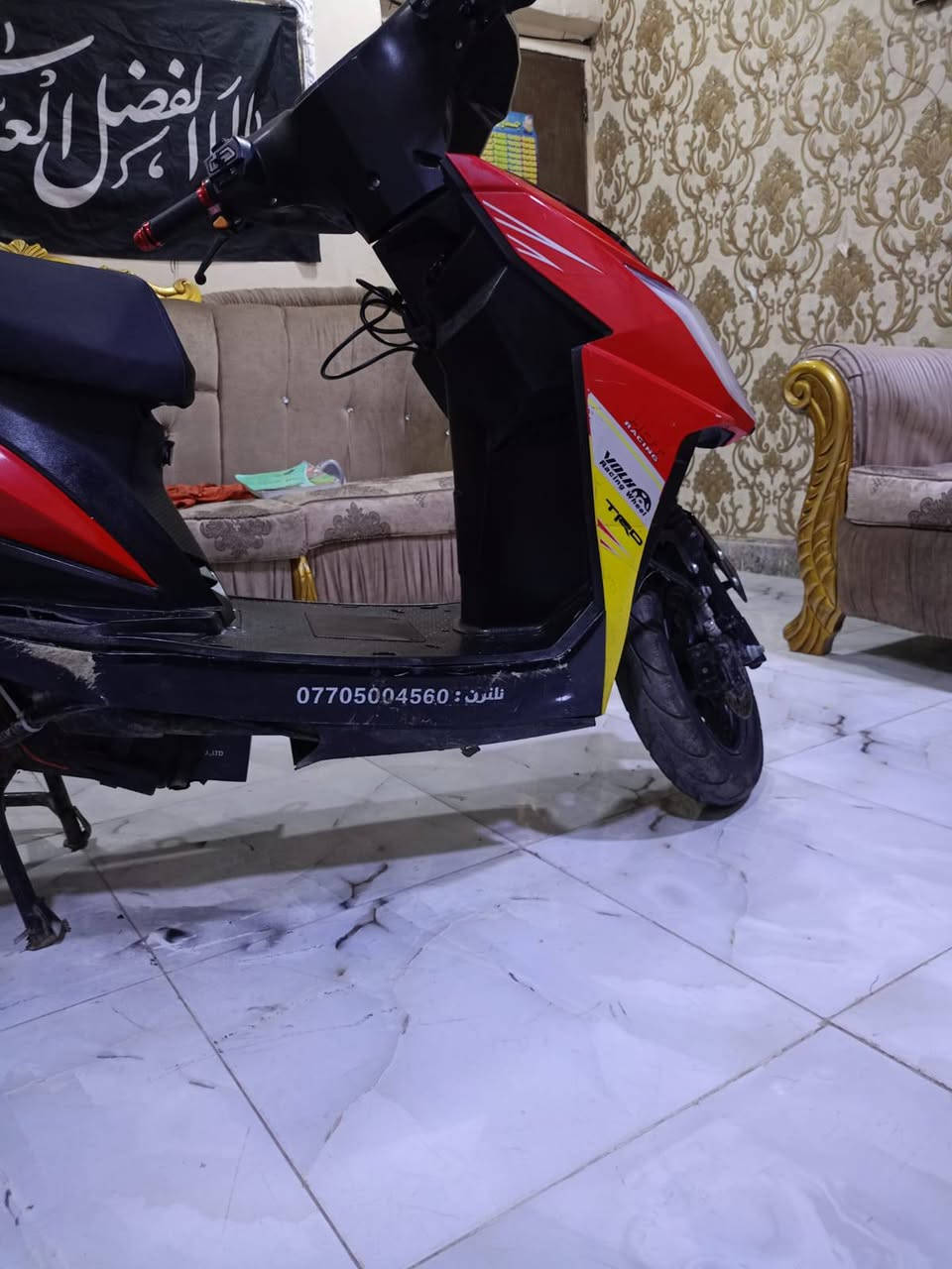 دراجه شحن سكنس رياضي مديل 2025كلش نظيفه بيه فقك (كسر بل كفر موضح بل صور)  بطاريات حجم كبير مسطره 36امبير كلهن قويات دراجه كلها ع لبلاد جاهزه تشتغل( بصمه وسويج) سعر 550بصره نواب ظباط مقابل مستشفى العسكري ***********
