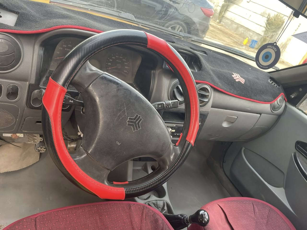 للبيع سايبا ٢٠١٥ رقم بغداد أنكليزي مصفره هيئه وغرامات تحويل ثاني يوم كير ومحرك كفاله تخم تاير صدر امامي وخلفي جديد السياره بيها جاملغات مبدله الاماميه تدفئه تبريد شغال مكاني بغداد السعر ٣٠ 
الرقم/***********
